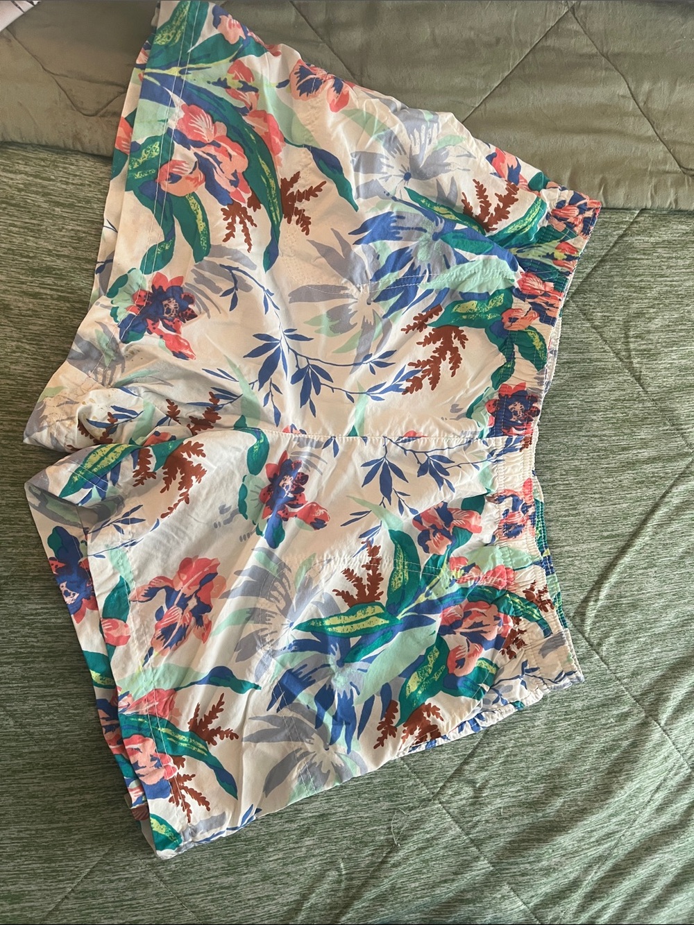 Columbia Tropical Leaf Print Elastic Waist Shorts - Blue & Green